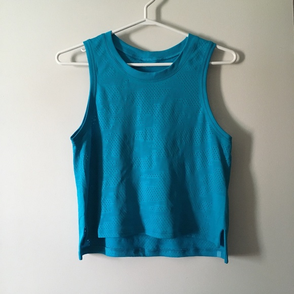 LULULEMON Turquoise Tide TRAIN TO BE Perforated Camo Dot Crop Tank 4 - Picture 2 of 4